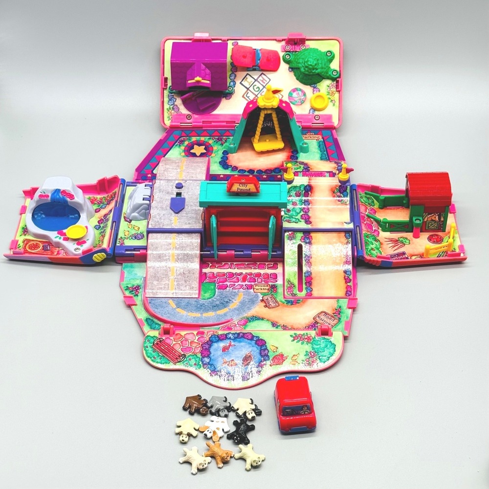 Vintage Pound Puppies Van Deluxe Playset 95 Circus Van Fold Up Playset Dogs Cats